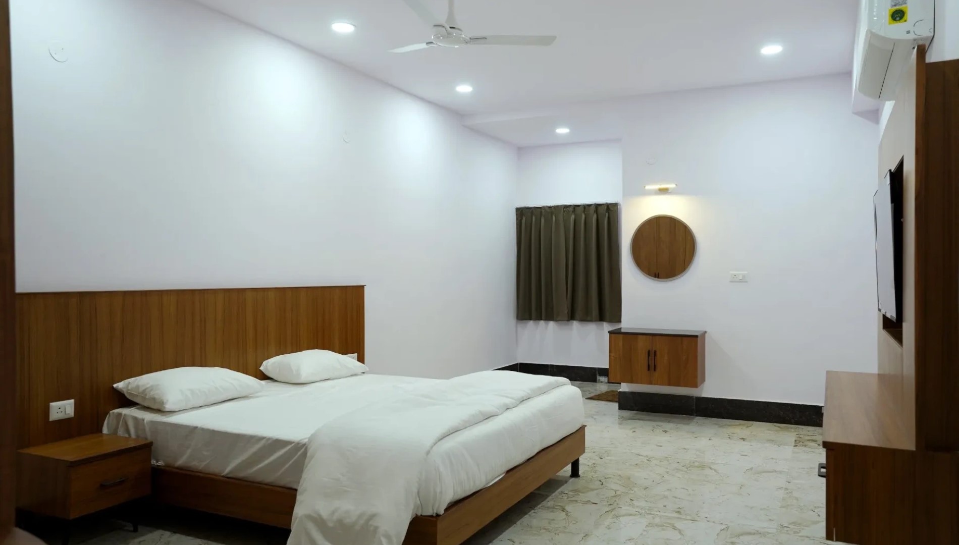Hotel Ganesh Bhavan - About us Image - 1