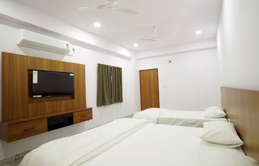Hotel Ganesh Bhavan